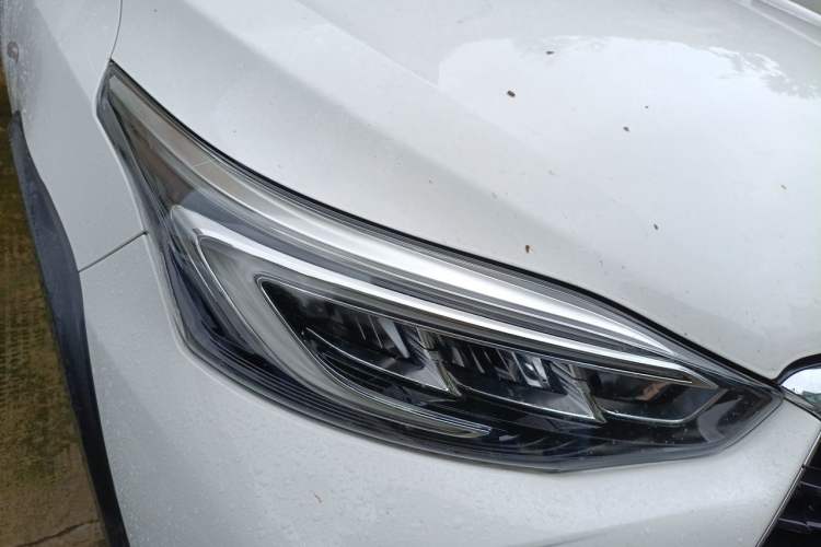 Used Toyota YARiS L Zhi Xuan 2020 X-Trail X 1.5L CVT Leading Edition Right Front Headlight