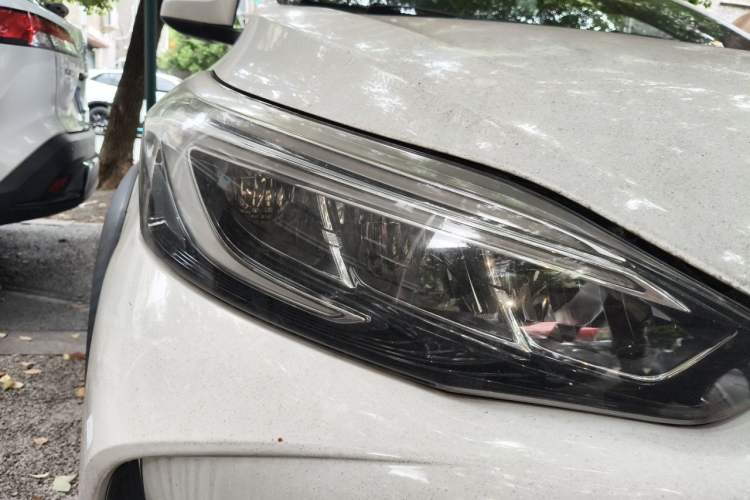 Used Toyota YARiS L Zhi Xuan 2020 X-Trail X 1.5L CVT Luxury Edition Right Front Headlight