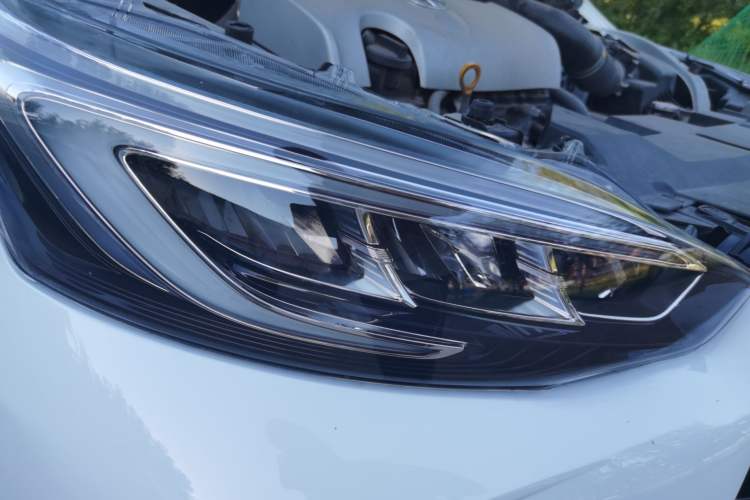 Used Toyota YARiS L Zhi Xuan 2020 X-Trail X 1.5L CVT Prestige Edition Right Front Headlight