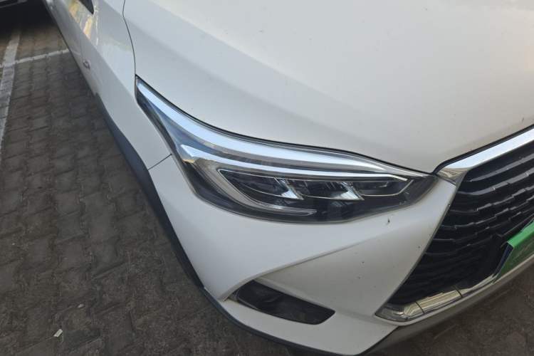 Used Toyota YARiS L Zhi Xuan 2020 X-Trail X 1.5L CVT Luxury Edition Right Front Headlight