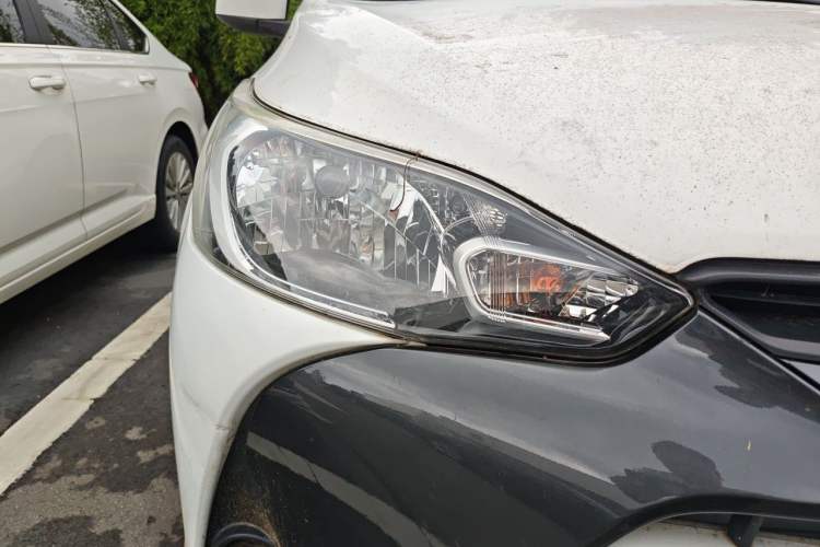 Used Toyota YARiS L Zhi Xuan 2020 1.5L CVT Leading Edition Right Front Headlight