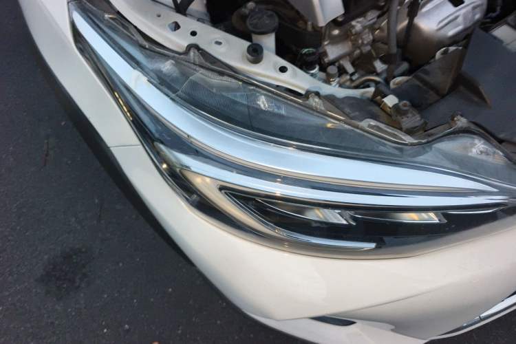 Used Toyota YARiS L Zhi Xuan 2020 X-Trail X 1.5L CVT Prestige Edition Right Front Headlight