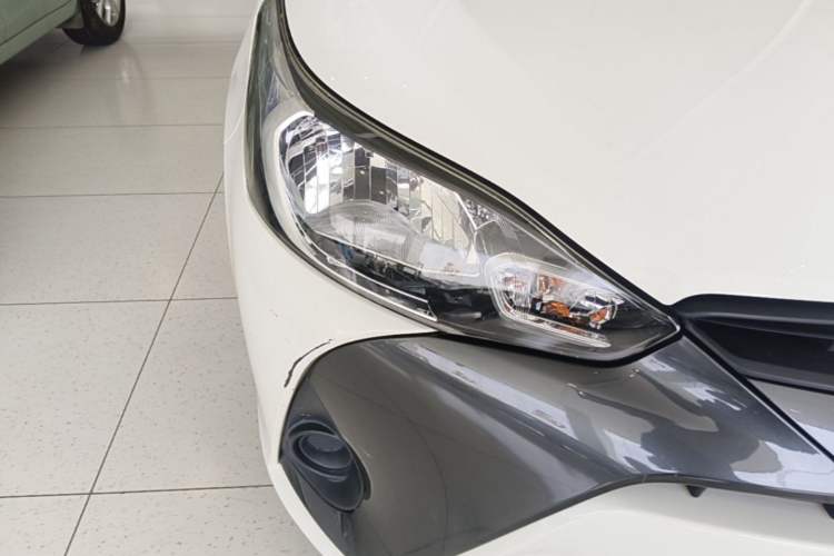 Used Toyota YARiS L Zhi Xuan 2020 1.5L CVT Leading Edition Right Front Headlight