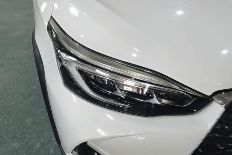 Used Toyota YARiS L Zhi Xuan 2020 X-Trail X 1.5L CVT Leading Edition Right Front Headlight