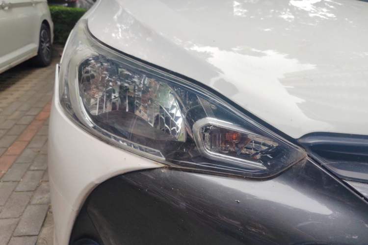 Used Toyota YARiS L Zhi Xuan 2020 1.5L CVT Leading Edition Right Front Headlight