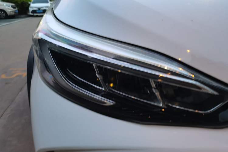 Used Toyota YARiS L Zhi Xuan 2020 X-Trail X 1.5L CVT Leading Edition Right Front Headlight