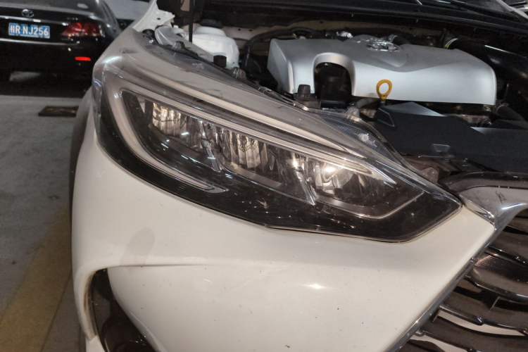 Used Toyota YARiS L Zhi Xuan 2020 X-Trail X 1.5L CVT Leading Edition Right Front Headlight