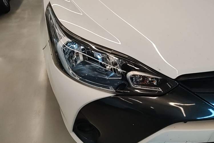 Used Toyota YARiS L Zhi Xuan 2020 1.5L CVT Leading Edition Right Front Headlight