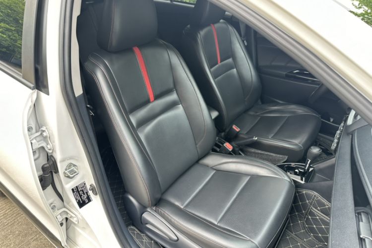 Used Toyota YARiS L Zhi Xuan 2020 X-Trail X 1.5L CVT Luxury Edition Right Front Seat