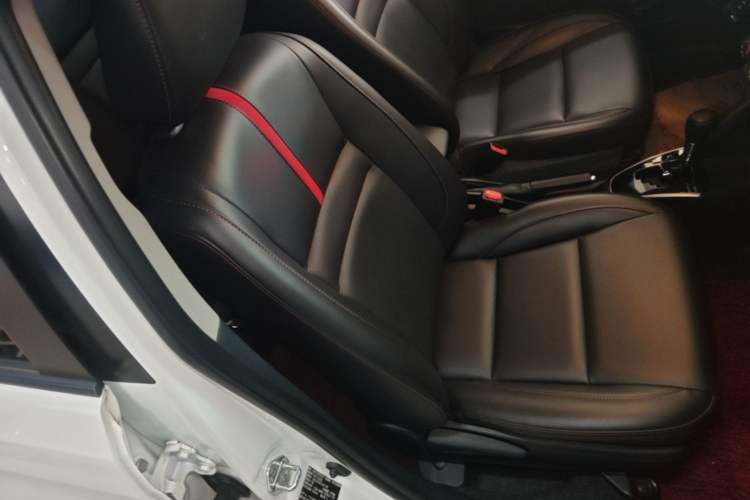 Used Toyota YARiS L Zhi Xuan 2020 X-Trail X 1.5L CVT Luxury Edition Right Front Seat