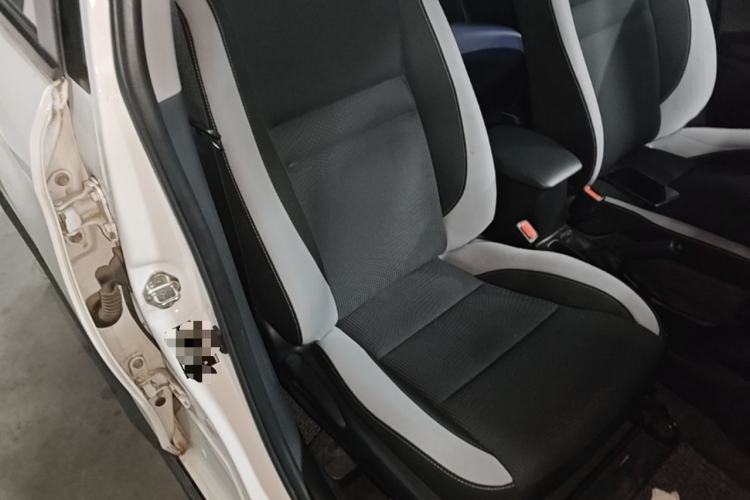 Used Toyota YARiS L Zhi Xuan 2020 X-Trail X 1.5L CVT Leading Edition Right Front Seat