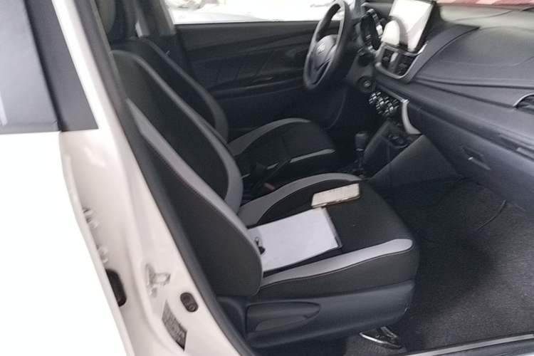 Used Toyota YARiS L Zhi Xuan 2020 X-Trail X 1.5L CVT Leading Edition Right Front Seat