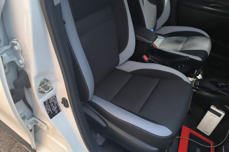 Used Toyota YARiS L Zhi Xuan 2020 X-Trail X 1.5L CVT Leading Edition Right Front Seat