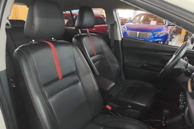 Used Toyota YARiS L Zhi Xuan 2020 1.5L CVT Luxury Edition Right Front Seat