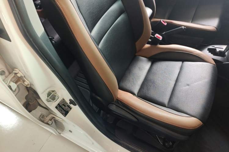Used Toyota YARiS L Zhi Xuan 2020 1.5L CVT Leading Edition Right Front Seat