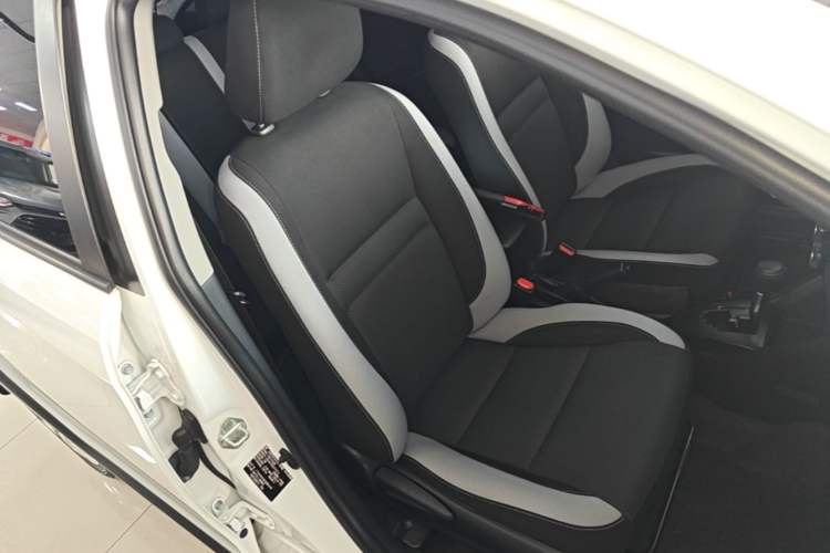 Used Toyota YARiS L Zhi Xuan 2020 X-Trail X 1.5L CVT Leading Edition Right Front Seat