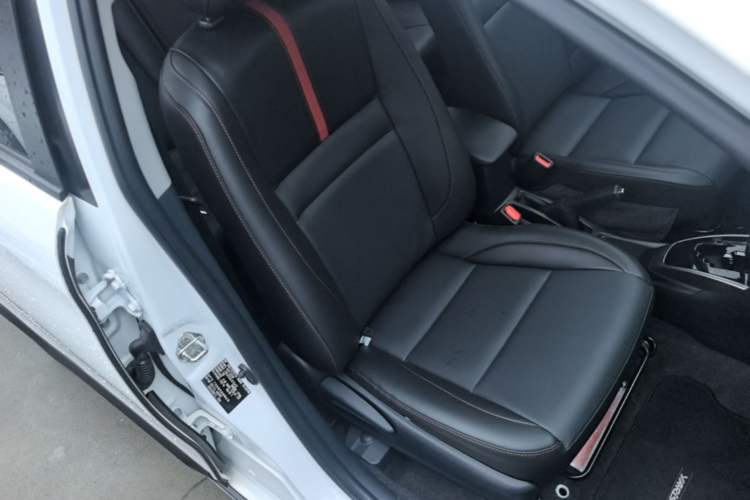 Used Toyota YARiS L Zhi Xuan 2020 X-Trail X 1.5L CVT Luxury Edition Right Front Seat
