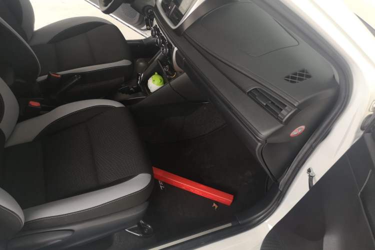 Used Toyota YARiS L Zhi Xuan 2020 X-Trail X 1.5L CVT Leading Edition Right Front Seat