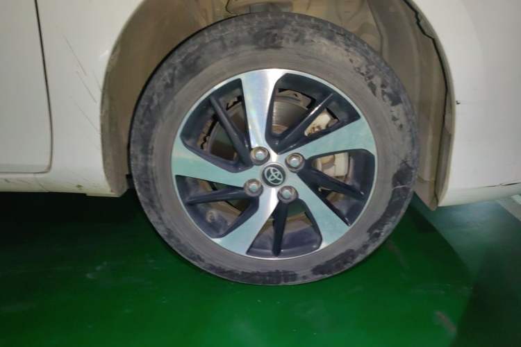 Used Toyota YARiS L Zhi Xuan 2020 1.5L CVT Leading Edition Right Front Wheel Hub