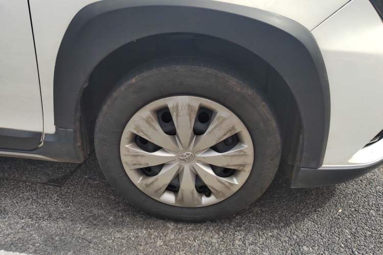 Used Toyota YARiS L Zhi Xuan 2020 X-Trail X 1.5L CVT Leading Edition Right Front Wheel Hub