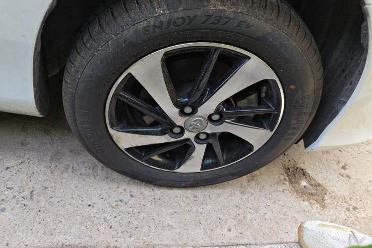 Used Toyota YARiS L Zhi Xuan 2020 1.5L CVT Leading Edition Right Front Wheel Hub
