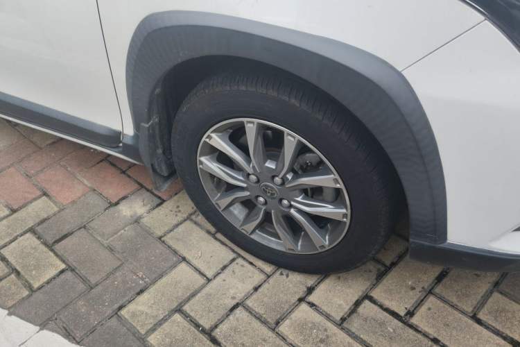 Used Toyota YARiS L Zhi Xuan 2020 X-Trail X 1.5L CVT Leading Edition Right Front Wheel Hub
