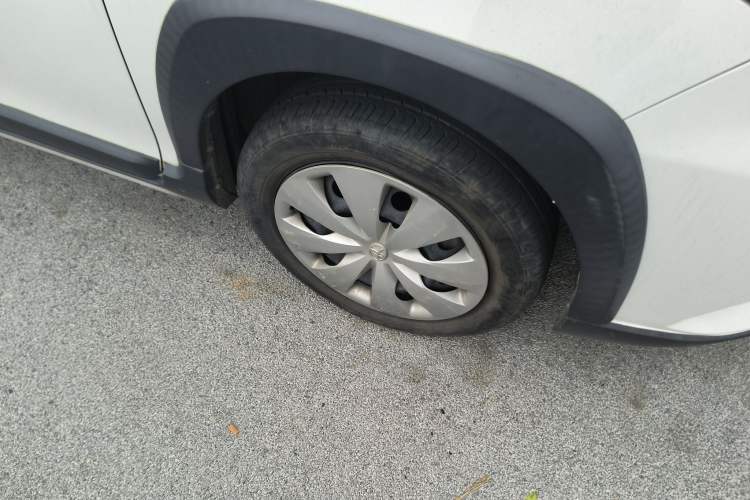 Used Toyota YARiS L Zhi Xuan 2020 X-Trail X 1.5L CVT Leading Edition Right Front Wheel Hub