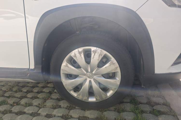 Used Toyota YARiS L Zhi Xuan 2020 X-Trail X 1.5L CVT Luxury Edition Right Front Wheel Hub