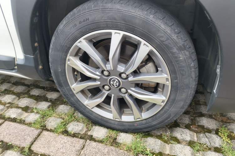 Used Toyota YARiS L Zhi Xuan 2020 X-Trail X 1.5L CVT Leading Edition Right Front Wheel Hub