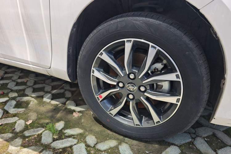Used Toyota YARiS L Zhi Xuan 2020 1.5L CVT Luxury Edition Right Front Wheel Hub