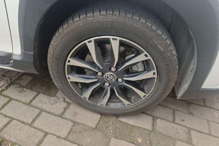 Used Toyota YARiS L Zhi Xuan 2020 X-Trail X 1.5L CVT Leading Edition Right Front Wheel Hub