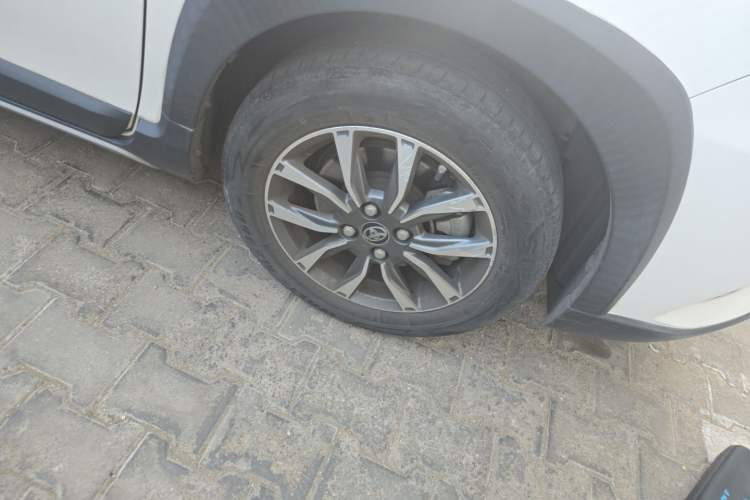 Used Toyota YARiS L Zhi Xuan 2020 X-Trail X 1.5L CVT Luxury Edition Right Front Wheel Hub