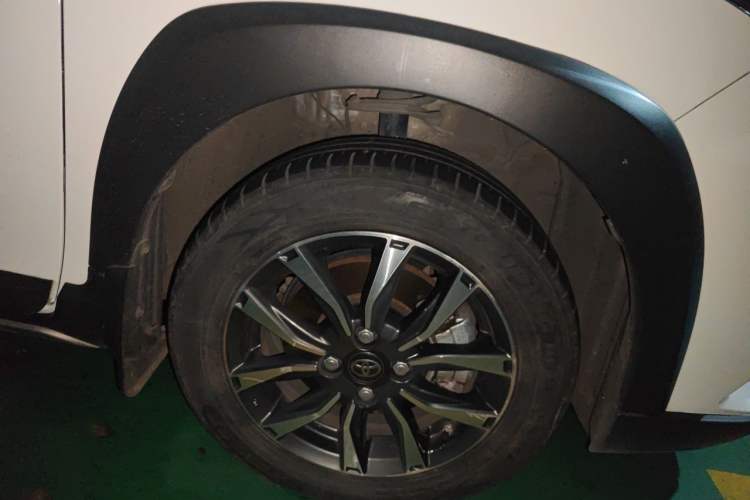 Used Toyota YARiS L Zhi Xuan 2020 X-Trail X 1.5L CVT Luxury Edition Right Front Wheel Hub