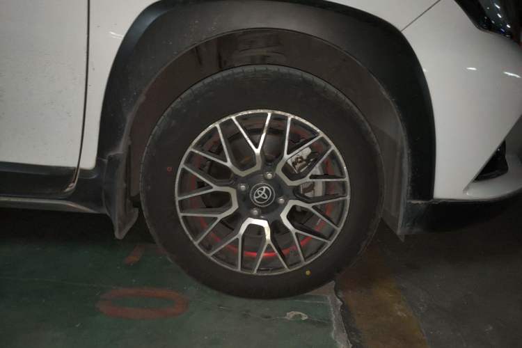 Used Toyota YARiS L Zhi Xuan 2020 X-Trail X 1.5L CVT Leading Edition Right Front Wheel Hub