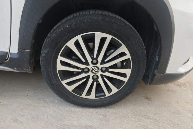 Used Toyota YARiS L Zhi Xuan 2020 X-Trail X 1.5L CVT Leading Edition Right Front Wheel Hub