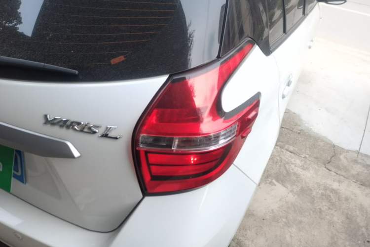 Used Toyota YARiS L Zhi Xuan 2020 1.5L CVT Leading Edition Right Rear Taillight
