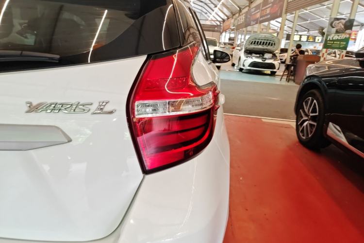 Used Toyota YARiS L Zhi Xuan 2020 1.5L CVT Leading Edition Right Rear Taillight