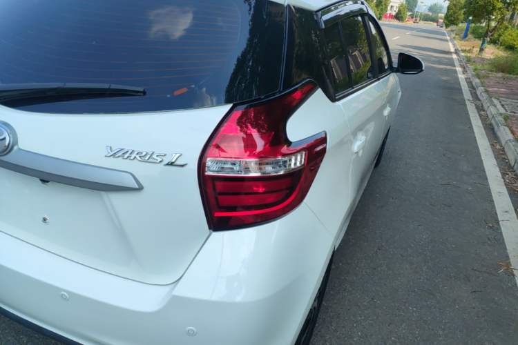 Used Toyota YARiS L Zhi Xuan 2020 1.5L CVT Leading Edition Right Rear Taillight