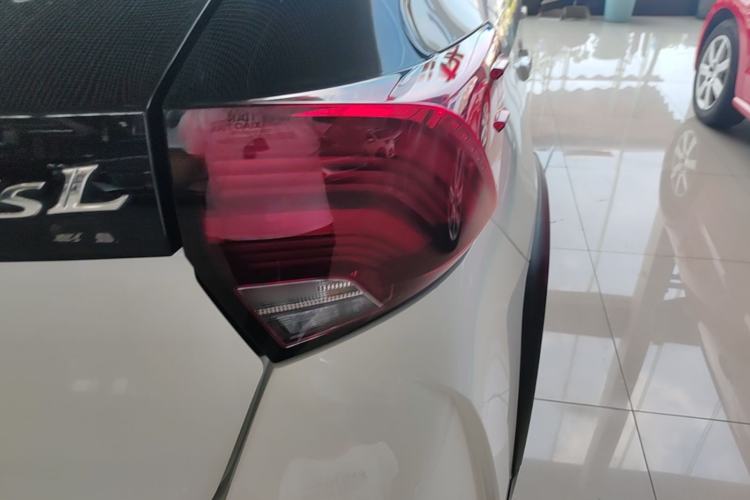Used Toyota YARiS L Zhi Xuan 2020 X-Trail X 1.5L CVT Luxury Edition Right Rear Taillight