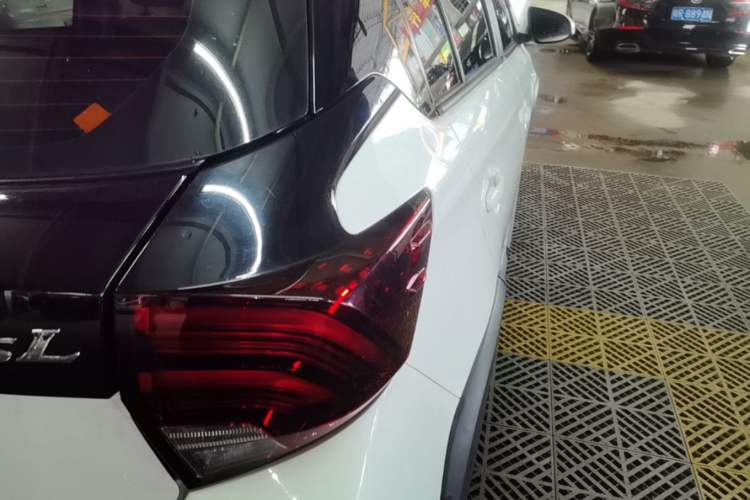 Used Toyota YARiS L Zhi Xuan 2020 X-Trail X 1.5L CVT Leading Edition Right Rear Taillight