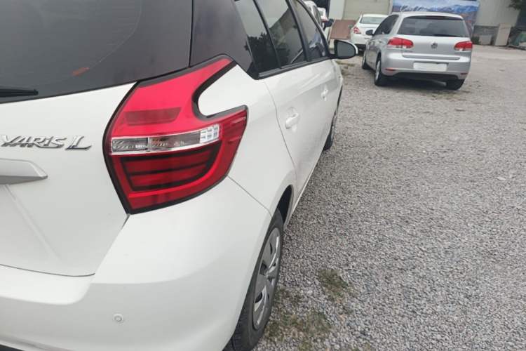Used Toyota YARiS L Zhi Xuan 2020 1.5L CVT Leading Edition Right Rear Taillight