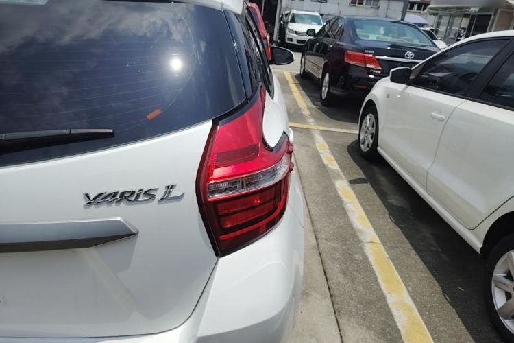 Used Toyota YARiS L Zhi Xuan 2020 1.5L CVT Leading Edition Right Rear Taillight