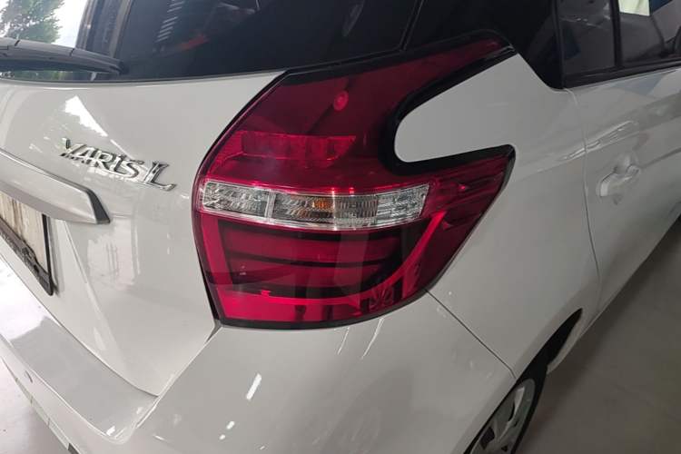 Used Toyota YARiS L Zhi Xuan 2020 1.5L CVT Leading Edition Right Rear Taillight