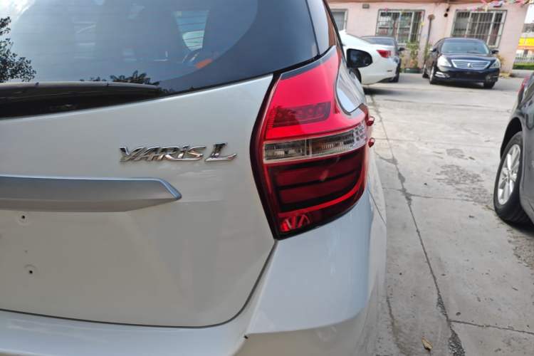 Used Toyota YARiS L Zhi Xuan 2020 1.5L CVT Leading Edition Right Rear Taillight
