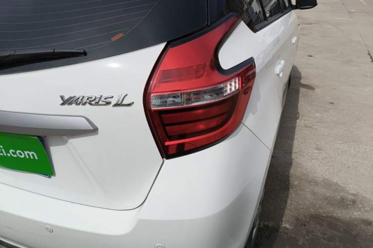 Used Toyota YARiS L Zhi Xuan 2020 1.5L CVT Leading Edition Right Rear Taillight