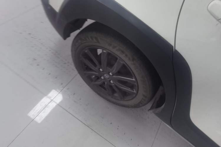 Used Toyota YARiS L Zhi Xuan 2020 X-Trail X 1.5L CVT Luxury Edition Right Rear Wheel Hub