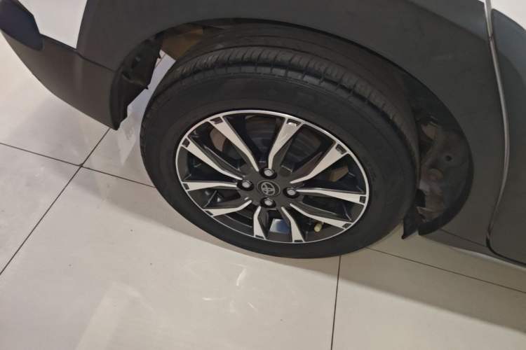 Used Toyota YARiS L Zhi Xuan 2020 X-Trail X 1.5L CVT Luxury Edition Right Rear Wheel Hub