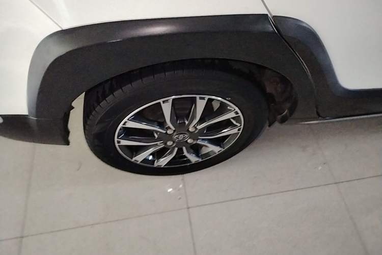 Used Toyota YARiS L Zhi Xuan 2020 X-Trail X 1.5L CVT Luxury Edition Right Rear Wheel Hub