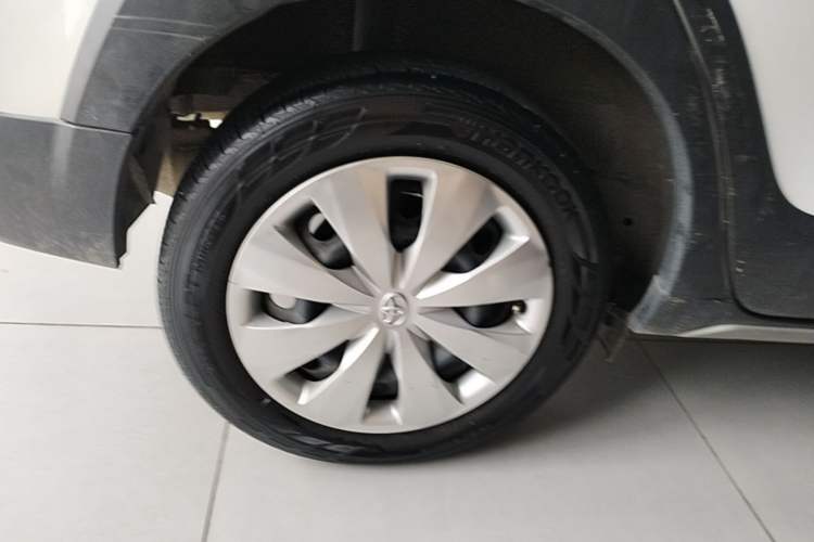 Used Toyota YARiS L Zhi Xuan 2020 X-Trail X 1.5L CVT Leading Edition Right Rear Wheel Hub