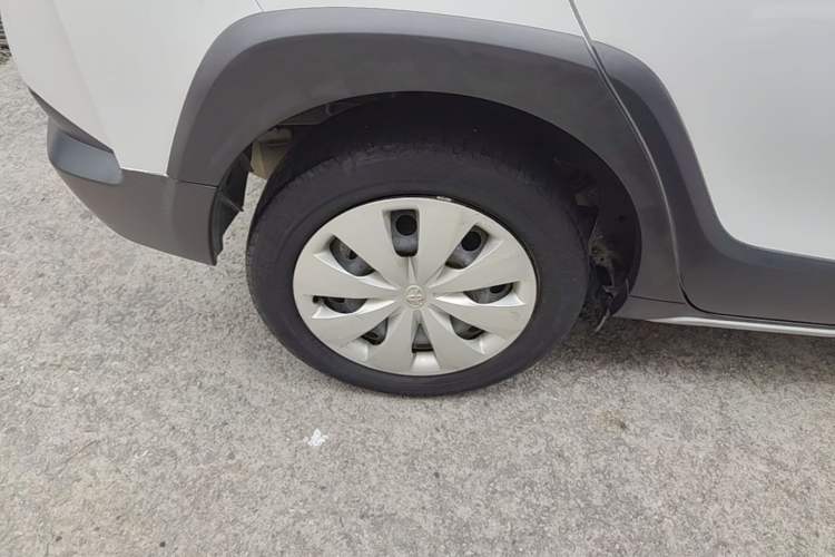 Used Toyota YARiS L Zhi Xuan 2020 X-Trail X 1.5L CVT Leading Edition Right Rear Wheel Hub